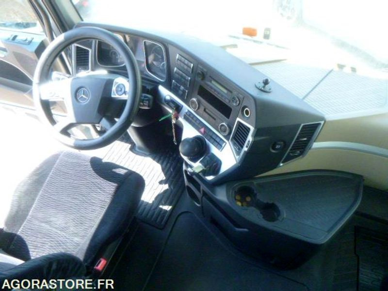 Тягач MERCEDES ACTROS 1845 GRANDE CABINE - 2012 - IMMATRICULATION SLOVENE: фото 10