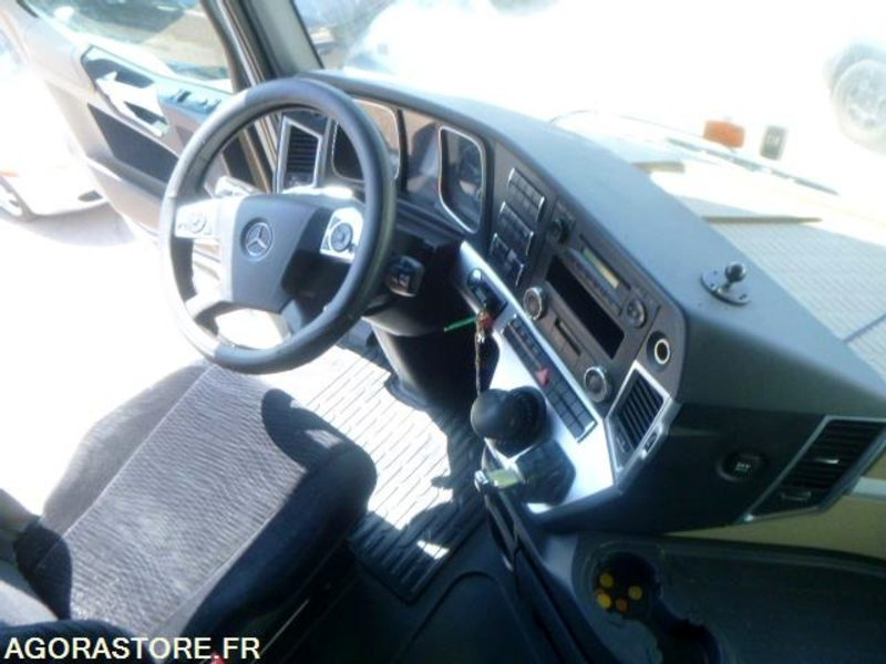 Тягач MERCEDES ACTROS 1845 GRANDE CABINE - 2012 - IMMATRICULATION SLOVENE: фото 9