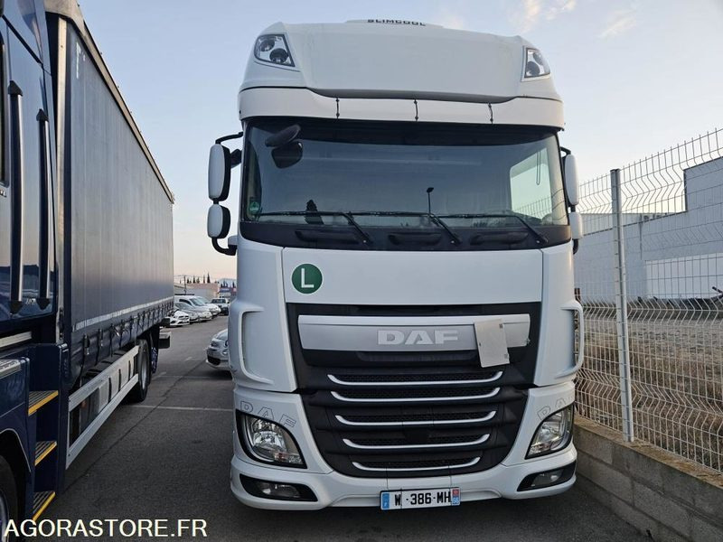 TRACTEUR DAF XF 510 XL - 2016 - 447 120km - TRES BON ETAT - Тягач: фото 4 TRACTEUR DAF XF 510 XL - 2016 - 447 120km - TRES BON ETAT - Тягач: фото 4
