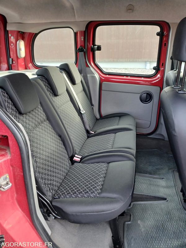 VL RENAULT KANGOO - Легковой автомобиль: фото 5 VL RENAULT KANGOO - Легковой автомобиль: фото 5