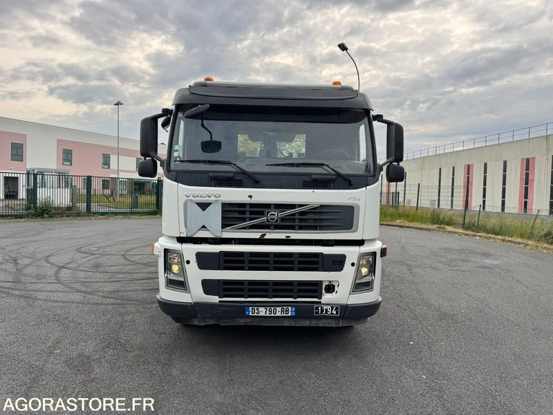 Volvo FM 400 8X4 ampliroll - 2009 - 763559KM - Крюковой мультилифт: фото 2 Volvo FM 400 8X4 ampliroll - 2009 - 763559KM - Крюковой мультилифт: фото 2