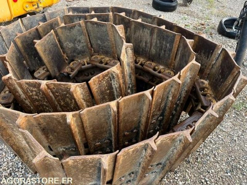 PAIRE DE CHENILLES CATERPILLAR D6N - Запчасти для Строительной техники: фото 4 PAIRE DE CHENILLES CATERPILLAR D6N - Запчасти для Строительной техники: фото 4