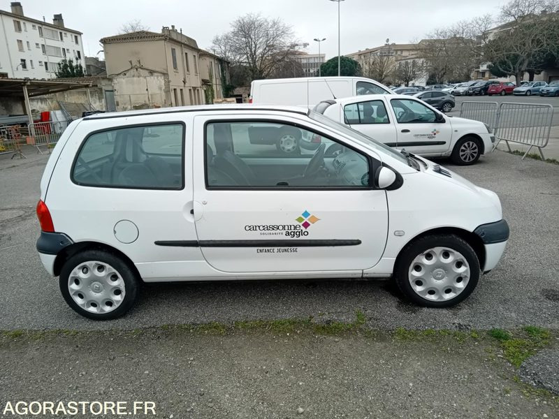 Renault twingo 95587 kms 2006 AY382JZ - Легковой автомобиль: фото 4 Renault twingo 95587 kms 2006 AY382JZ - Легковой автомобиль: фото 4