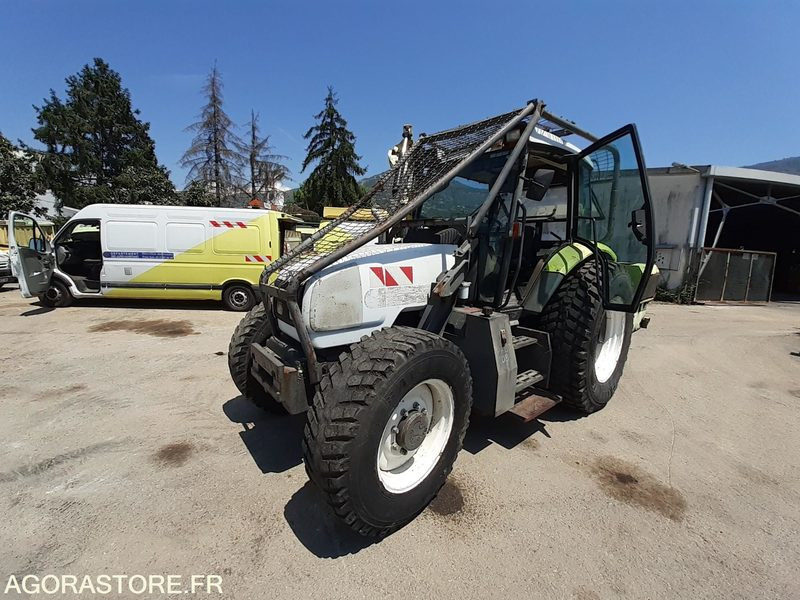 Tracteur Renault - Трактор: фото 4 Tracteur Renault - Трактор: фото 4