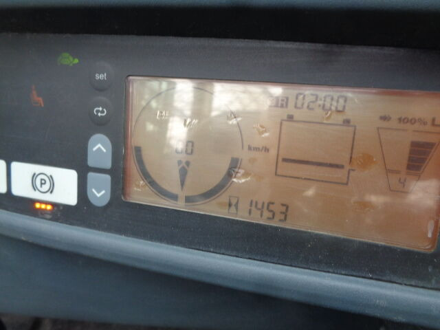 Jungheinrich EFG425 - Вилочный погрузчик: фото 5 Jungheinrich EFG425 - Вилочный погрузчик: фото 5