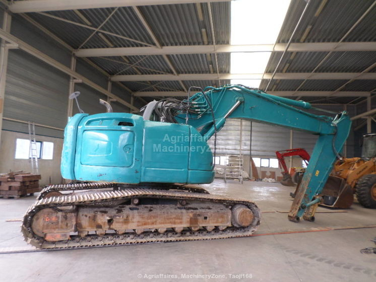 New Holland Kobelco Kobelco E 235 BSR-2 E 235 BSR-2 - Гусеничный экскаватор: фото 2 New Holland Kobelco Kobelco E 235 BSR-2 E 235 BSR-2 - Гусеничный экскаватор: фото 2