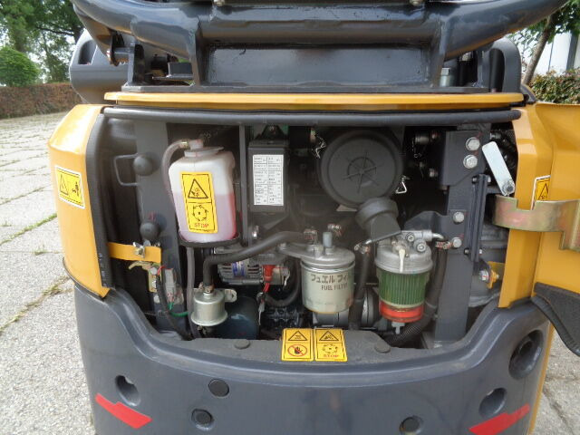 XCMG XE18 - Мини-экскаватор: фото 5 XCMG XE18 - Мини-экскаватор: фото 5