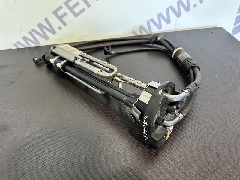 DAF AdBlue pump - Глушитель/ Выхлопная система для Грузовиков: фото 3 DAF AdBlue pump - Глушитель/ Выхлопная система для Грузовиков: фото 3