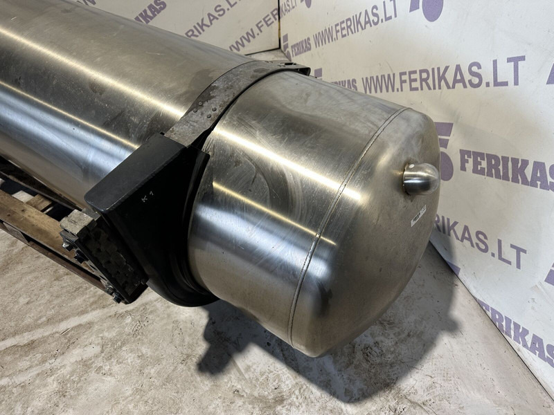 Iveco LNG gas tank - Топливный бак для Грузовиков: фото 5 Iveco LNG gas tank - Топливный бак для Грузовиков: фото 5