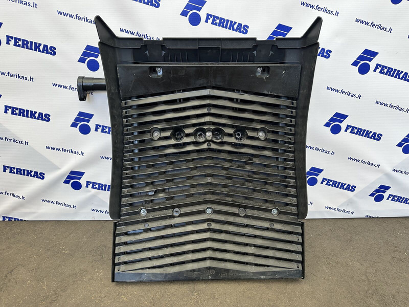 MAN NEW OEM left rear mudguard - Кузов и экстерьер для Грузовиков: фото 3 MAN NEW OEM left rear mudguard - Кузов и экстерьер для Грузовиков: фото 3