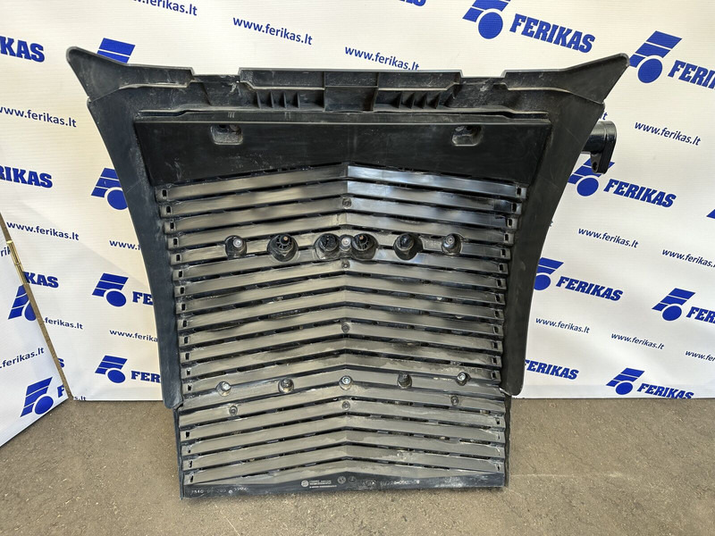 MAN NEW OEM rear right mudguard - Кузов и экстерьер для Грузовиков: фото 3 MAN NEW OEM rear right mudguard - Кузов и экстерьер для Грузовиков: фото 3