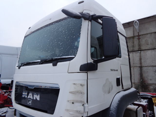 MAN TGS good condition cab ( EUROPE DELIVERY ) - Кабина и интерьер для Грузовиков: фото 1 MAN TGS good condition cab ( EUROPE DELIVERY ) - Кабина и интерьер для Грузовиков: фото 1