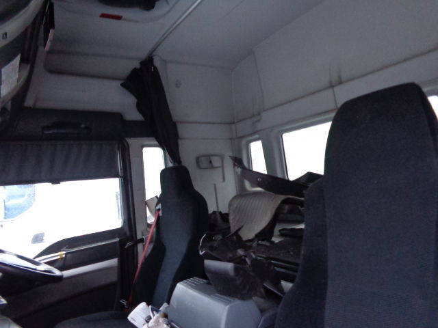 MAN TGS good condition cab ( EUROPE DELIVERY ) - Кабина и интерьер для Грузовиков: фото 4 MAN TGS good condition cab ( EUROPE DELIVERY ) - Кабина и интерьер для Грузовиков: фото 4