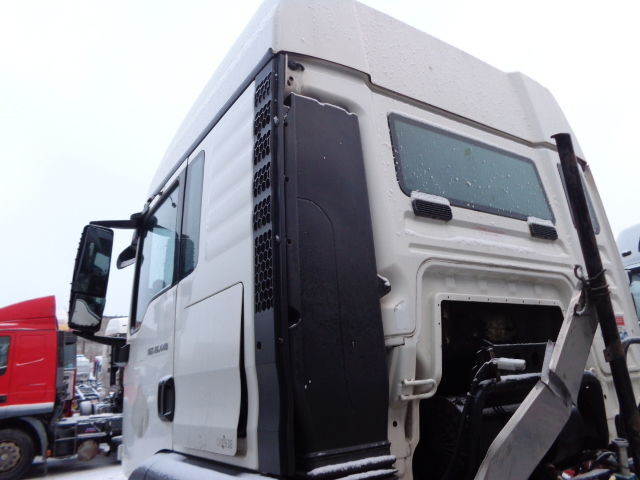 MAN TGS good condition cab ( EUROPE DELIVERY ) - Кабина и интерьер для Грузовиков: фото 3 MAN TGS good condition cab ( EUROPE DELIVERY ) - Кабина и интерьер для Грузовиков: фото 3