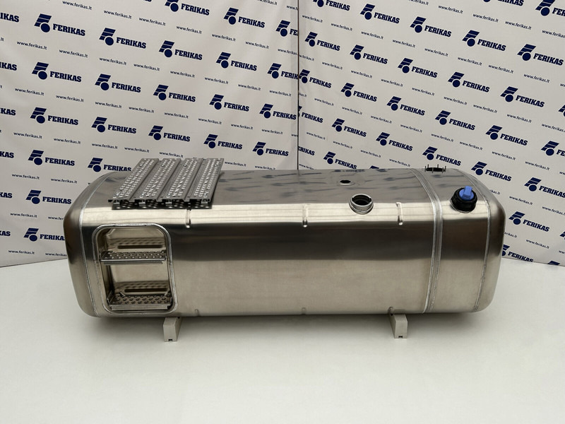 Mercedes-Benz Fuel tank 790L + 120L AdBlue - Топливный бак для Грузовиков: фото 1 Mercedes-Benz Fuel tank 790L + 120L AdBlue - Топливный бак для Грузовиков: фото 1