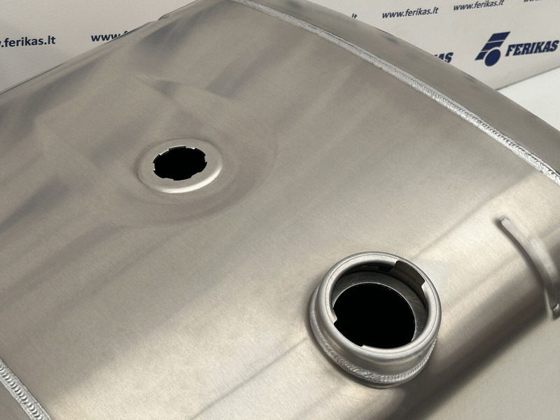 Mercedes-Benz New aluminum fuel tank 320 L. - Топливный бак для Грузовиков: фото 4 Mercedes-Benz New aluminum fuel tank 320 L. - Топливный бак для Грузовиков: фото 4