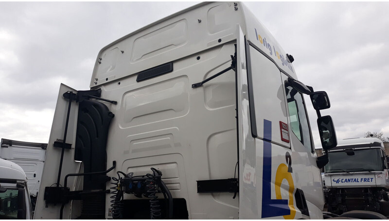 Renault T - Кабина и интерьер для Грузовиков: фото 4 Renault T - Кабина и интерьер для Грузовиков: фото 4