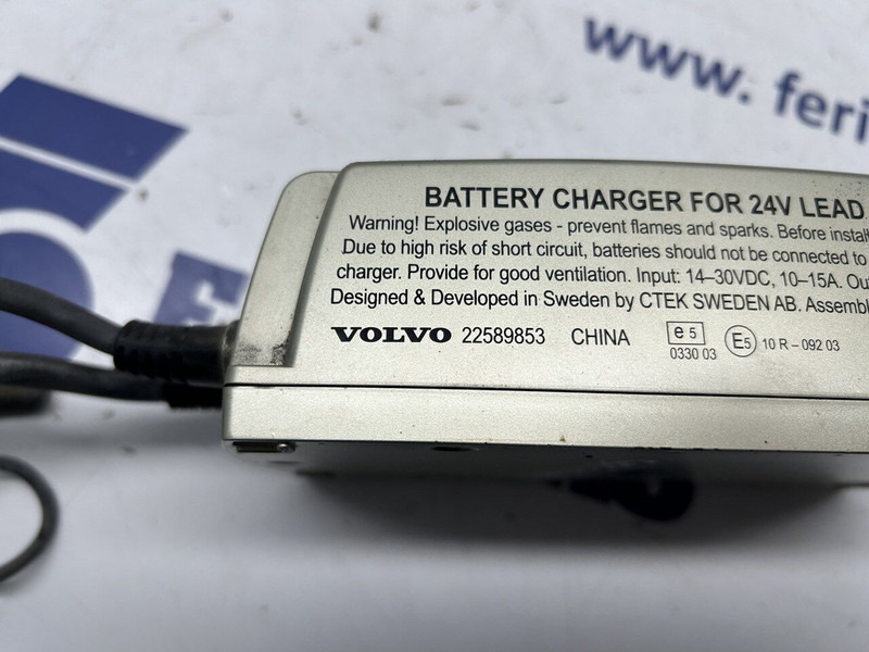Volvo battery charger, converter - Электрическая система для Грузовиков: фото 4 Volvo battery charger, converter - Электрическая система для Грузовиков: фото 4