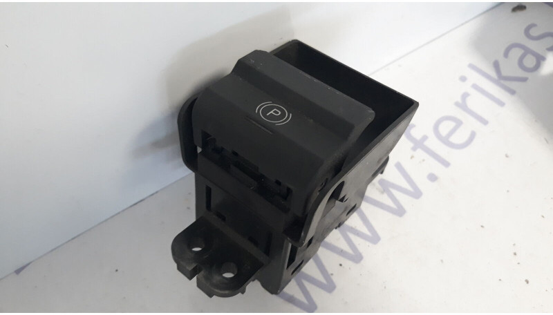 Volvo parking brake switch - Приборная панель для Грузовиков: фото 1 Volvo parking brake switch - Приборная панель для Грузовиков: фото 1