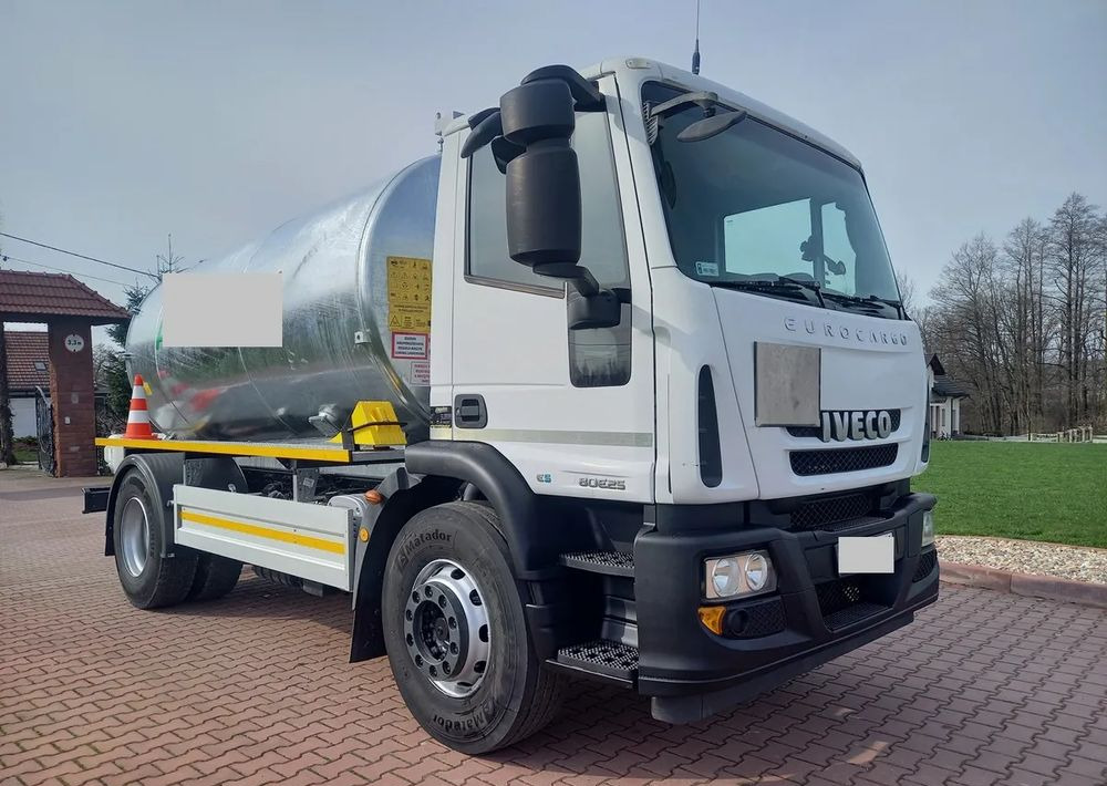 Iveco EURO CARGO 180 E 25 EURO 5 ASENIZACJA ASENIZACYJNY BECZKA - Грузовик-цистерна: фото 1 Iveco EURO CARGO 180 E 25 EURO 5 ASENIZACJA ASENIZACYJNY BECZKA - Грузовик-цистерна: фото 1