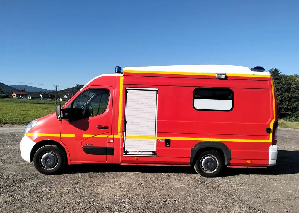 Renault Master III 2.3 ambulans karetka kontener straż pogotowie - Машина скорой помощи: фото 2 Renault Master III 2.3 ambulans karetka kontener straż pogotowie - Машина скорой помощи: фото 2