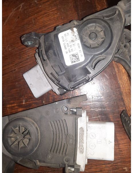 MAN - Педаль: фото 2 MAN - Педаль: фото 2