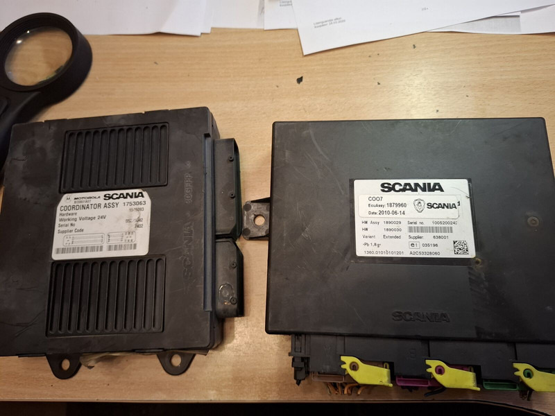 Scania C007. C006 - Блок управления: фото 1 Scania C007. C006 - Блок управления: фото 1