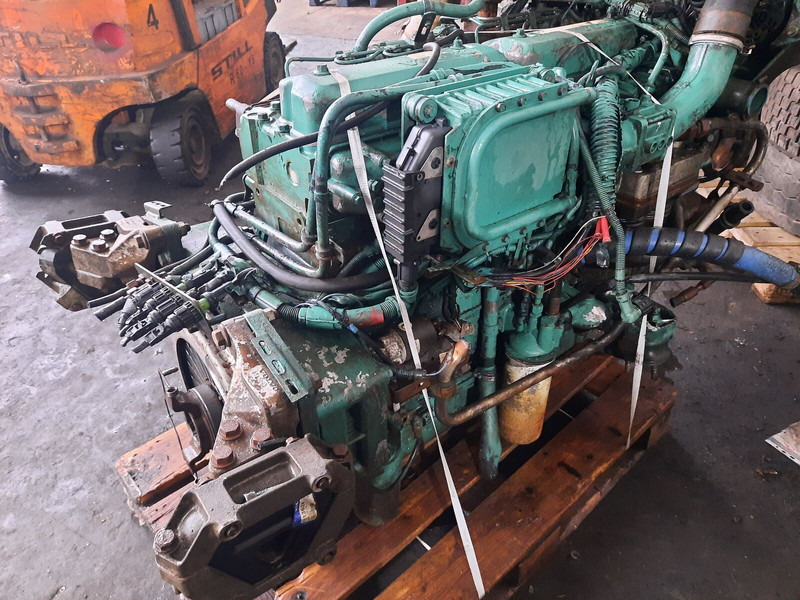 Volvo D7C-310 EC99 - Двигатель: фото 2 Volvo D7C-310 EC99 - Двигатель: фото 2