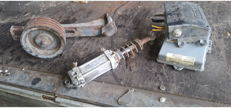 Запчасти VOLVO-ABG Тельма электрическая: фото 12 Запчасти VOLVO-ABG Тельма электрическая: фото 12