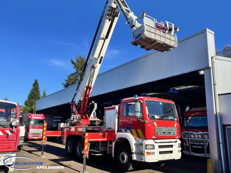 MAN TGA 26.350 Magirus ALP 320L = 32 meter, Waterpump, 6x4, Steel springs - Грузовик: фото 2 MAN TGA 26.350 Magirus ALP 320L = 32 meter, Waterpump, 6x4, Steel springs - Грузовик: фото 2