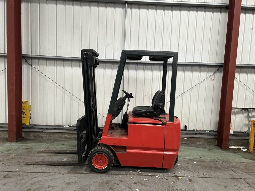 Linde E18 - Электропогрузчик: фото 1 Linde E18 - Электропогрузчик: фото 1