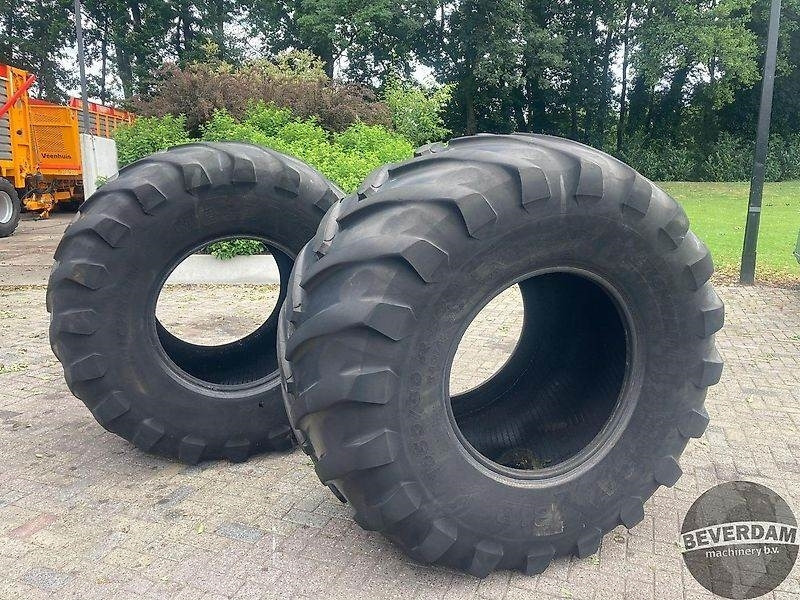 Michelin MEGA BIB 1050/50R32 - Шина для Сельскохозяйственной техники: фото 2 Michelin MEGA BIB 1050/50R32 - Шина для Сельскохозяйственной техники: фото 2