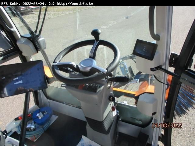 CityCat 2020 XL  CityCat V20 mit 3 Besensystem - Подметально-уборочная машина: фото 4 CityCat 2020 XL  CityCat V20 mit 3 Besensystem - Подметально-уборочная машина: фото 4