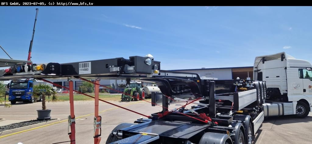 Krone Sattelauflieger Container Chassi SDC 27 eLTU5-2 Krone Sattelauflieger Container Chassi SDC 27 eLTU5-2 - Полуприцеп-контейнеровоз/ Сменный кузов: фото 1 Krone Sattelauflieger Container Chassi SDC 27 eLTU5-2 Krone Sattelauflieger Container Chassi SDC 27 eLTU5-2 - Полуприцеп-контейнеровоз/ Сменный кузов: фото 1