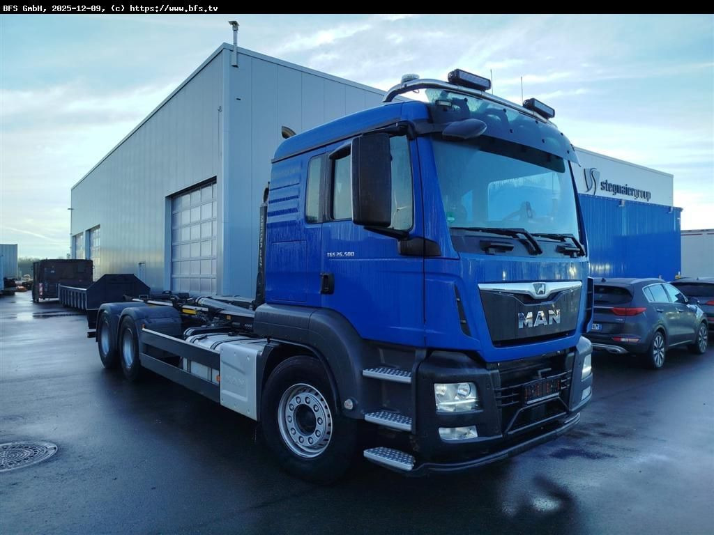 MAN TGS 26.500 6x4 BL Unfall-Fahrzeug! Instandgesetz - Крюковой мультилифт: фото 1 MAN TGS 26.500 6x4 BL Unfall-Fahrzeug! Instandgesetz - Крюковой мультилифт: фото 1