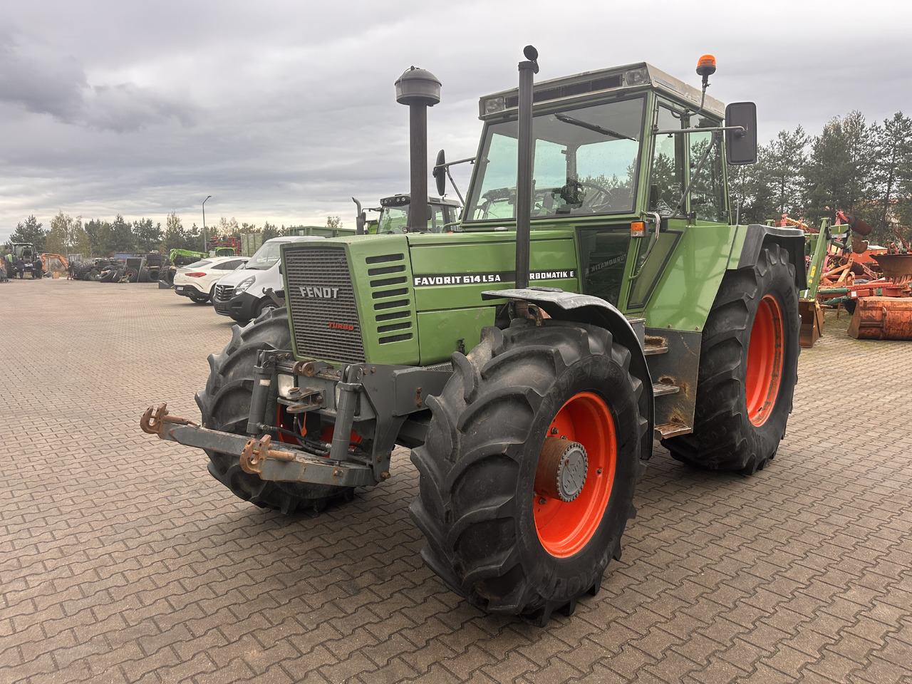 FENDT Favorit 614 LSA TURBOMATIK E - Трактор: фото 2 FENDT Favorit 614 LSA TURBOMATIK E - Трактор: фото 2