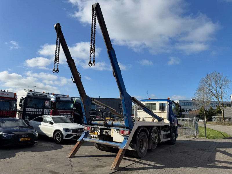 DAF CF 400 6X2 - EURO 6 + VDL P-18 + REMOTE + LIFT AXLE - Портальный бункеровоз: фото 3 DAF CF 400 6X2 - EURO 6 + VDL P-18 + REMOTE + LIFT AXLE - Портальный бункеровоз: фото 3