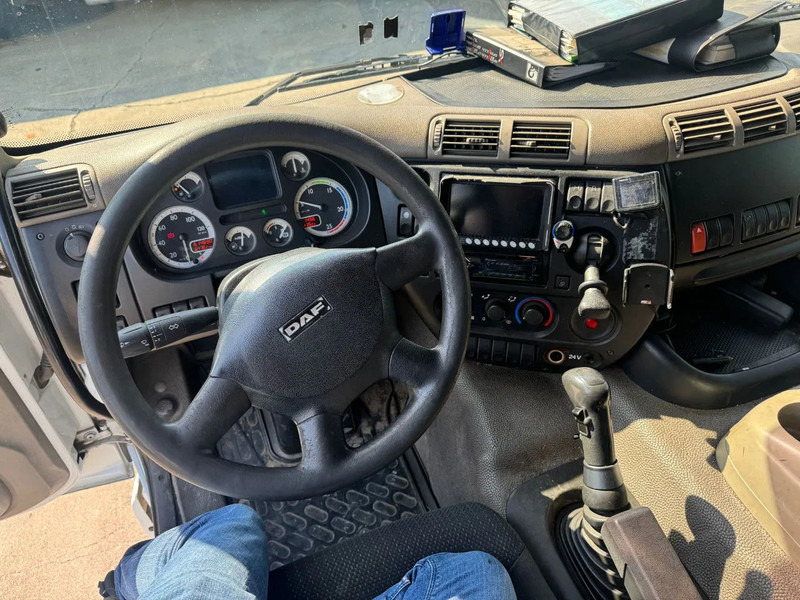 Автоманипулятор DAF CF 85.360 8x2 + HIAB 422E8 REMOTE CONTROLE: фото 17