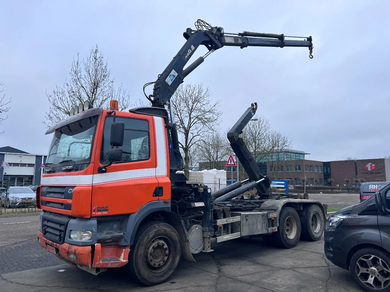 DAF CF 85.380 6X2 + MKG 141 A2 CRANE + 20 TON HOOKLIFT - EURO 3 - MANUAL GEAR - 10 TYRES - Автоманипулятор: фото 2 DAF CF 85.380 6X2 + MKG 141 A2 CRANE + 20 TON HOOKLIFT - EURO 3 - MANUAL GEAR - 10 TYRES - Автоманипулятор: фото 2