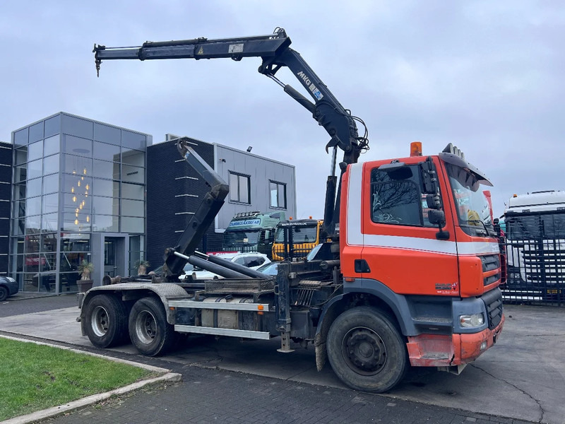 DAF CF 85.380 6X2 + MKG 141 A2 CRANE + 20 TON HOOKLIFT - EURO 3 - MANUAL GEAR - 10 TYRES - Автоманипулятор: фото 1 DAF CF 85.380 6X2 + MKG 141 A2 CRANE + 20 TON HOOKLIFT - EURO 3 - MANUAL GEAR - 10 TYRES - Автоманипулятор: фото 1