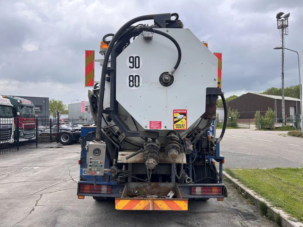 DAF CF 85.380 6X4 VACUUM CLEANER - FULL STEEL - Ассенизатор: фото 3 DAF CF 85.380 6X4 VACUUM CLEANER - FULL STEEL - Ассенизатор: фото 3