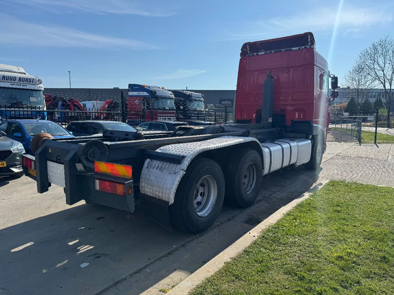 DAF XF 460 6X2 EURO 6 VDL HOOK 20T в лизинг DAF XF 460 6X2 EURO 6 VDL HOOK 20T: фото 12