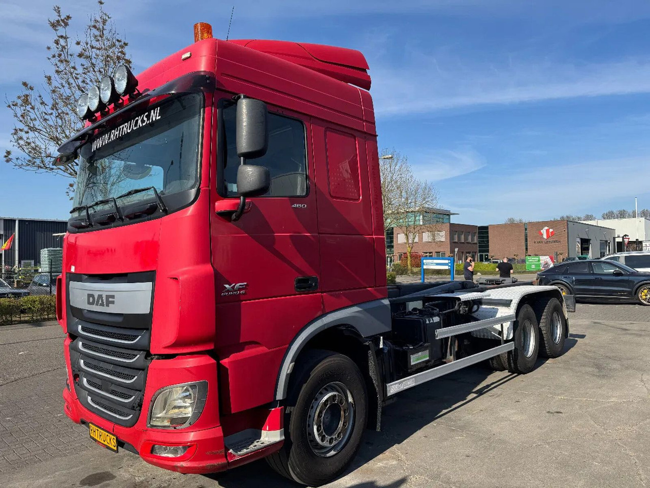 DAF XF 460 6X2 EURO 6 VDL HOOK 20T в лизинг DAF XF 460 6X2 EURO 6 VDL HOOK 20T: фото 8