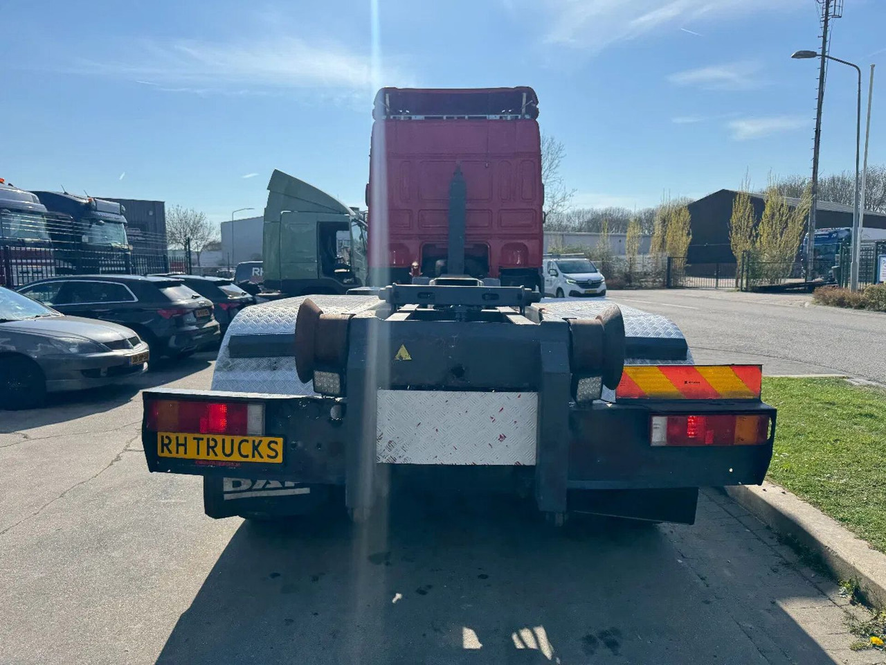 DAF XF 460 6X2 EURO 6 VDL HOOK 20T в лизинг DAF XF 460 6X2 EURO 6 VDL HOOK 20T: фото 13