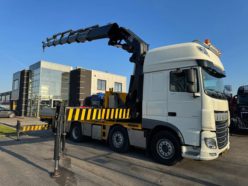 DAF XF 460 8X2 - EURO 6 + HIAB 855 EP-6 + REMOTE + STEERING AXLE - Грузовик бортовой/ Платформа, Автоманипулятор: фото 1 DAF XF 460 8X2 - EURO 6 + HIAB 855 EP-6 + REMOTE + STEERING AXLE - Грузовик бортовой/ Платформа, Автоманипулятор: фото 1