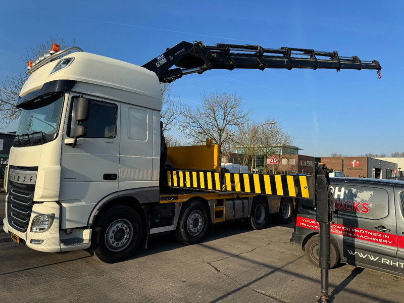 DAF XF 460 8X2 - EURO 6 + HIAB 855 EP-6 + REMOTE + STEERING AXLE - Грузовик бортовой/ Платформа, Автоманипулятор: фото 2 DAF XF 460 8X2 - EURO 6 + HIAB 855 EP-6 + REMOTE + STEERING AXLE - Грузовик бортовой/ Платформа, Автоманипулятор: фото 2