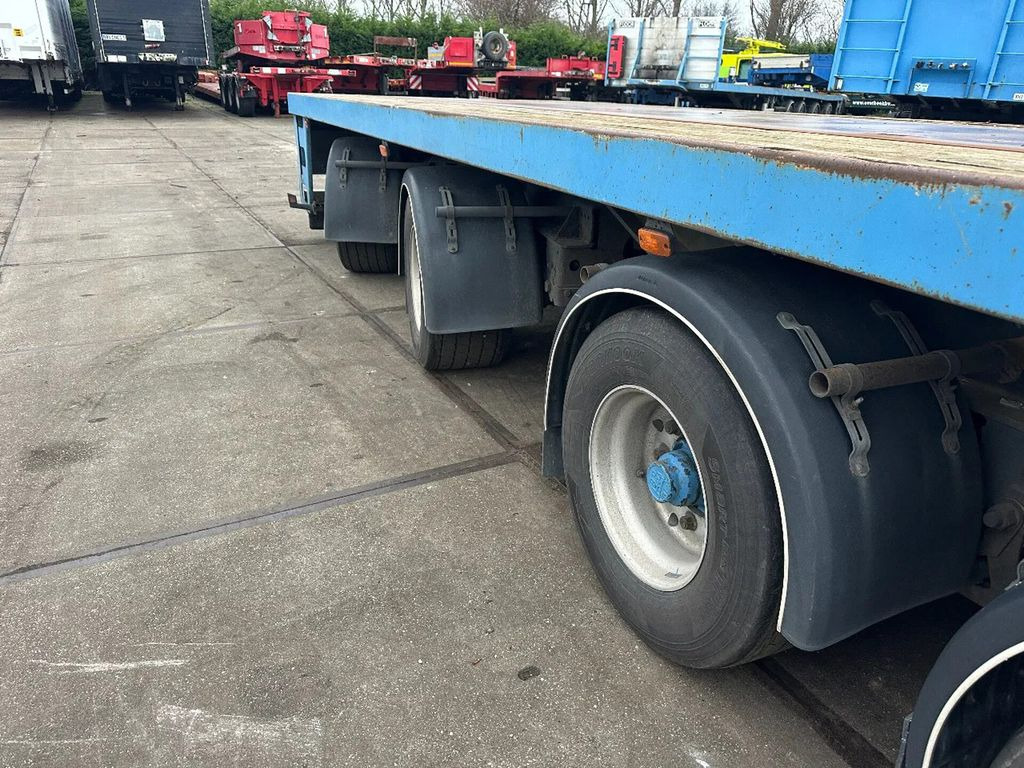 Floor 2 AXLE STEERING an 2 LIFT AXLE - Полуприцеп бортовой/ Платформа: фото 4 Floor 2 AXLE STEERING an 2 LIFT AXLE - Полуприцеп бортовой/ Платформа: фото 4