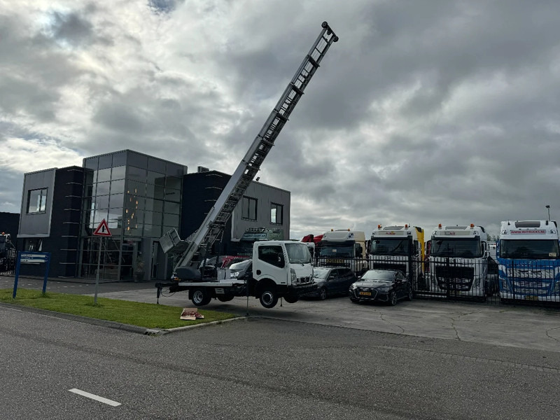 Nissan Cabstar 35.13 EURO 6 + LIFT 25 METER + REMOTE CONTROL - Фургон: фото 2 Nissan Cabstar 35.13 EURO 6 + LIFT 25 METER + REMOTE CONTROL - Фургон: фото 2