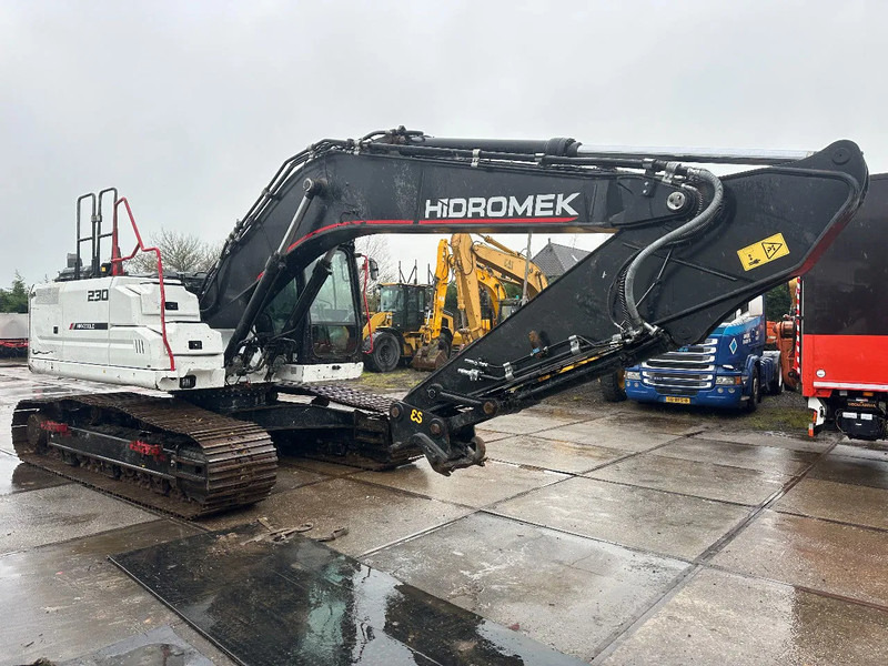 Hidromek HMK 230LC-4 CE, 700 MM PADS, CV, PIPED AUX PIPING,QH, AUTO LUBE, AC REVERSE CAMERA - Гусеничный экскаватор: фото 2 Hidromek HMK 230LC-4 CE, 700 MM PADS, CV, PIPED AUX PIPING,QH, AUTO LUBE, AC REVERSE CAMERA - Гусеничный экскаватор: фото 2