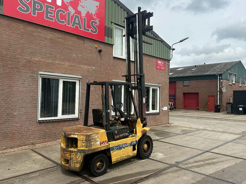 Hyster H3.00XL - 3 TONS - Дизельный погрузчик: фото 4 Hyster H3.00XL - 3 TONS - Дизельный погрузчик: фото 4